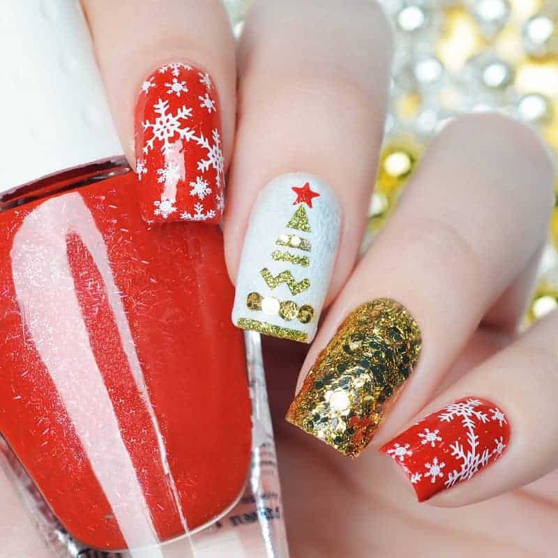 Detailed Red & Gold Christmas Inspired Nails