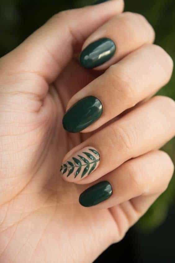 Green Oval Short Nails