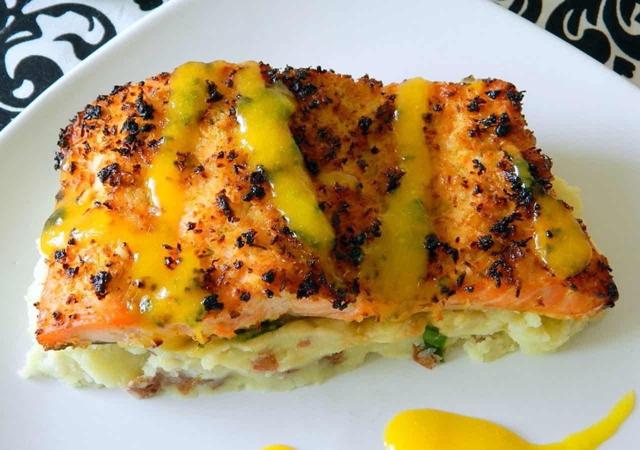 Coconut Crusted Salmon with Mango Rum Sauce