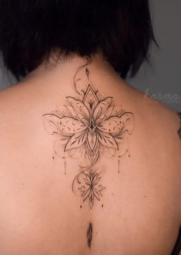 Top 30 Best Tattoo Ideas For Girls On Back In 2022 34 Detailed & Feminine Flower Tattoo Outline Work
