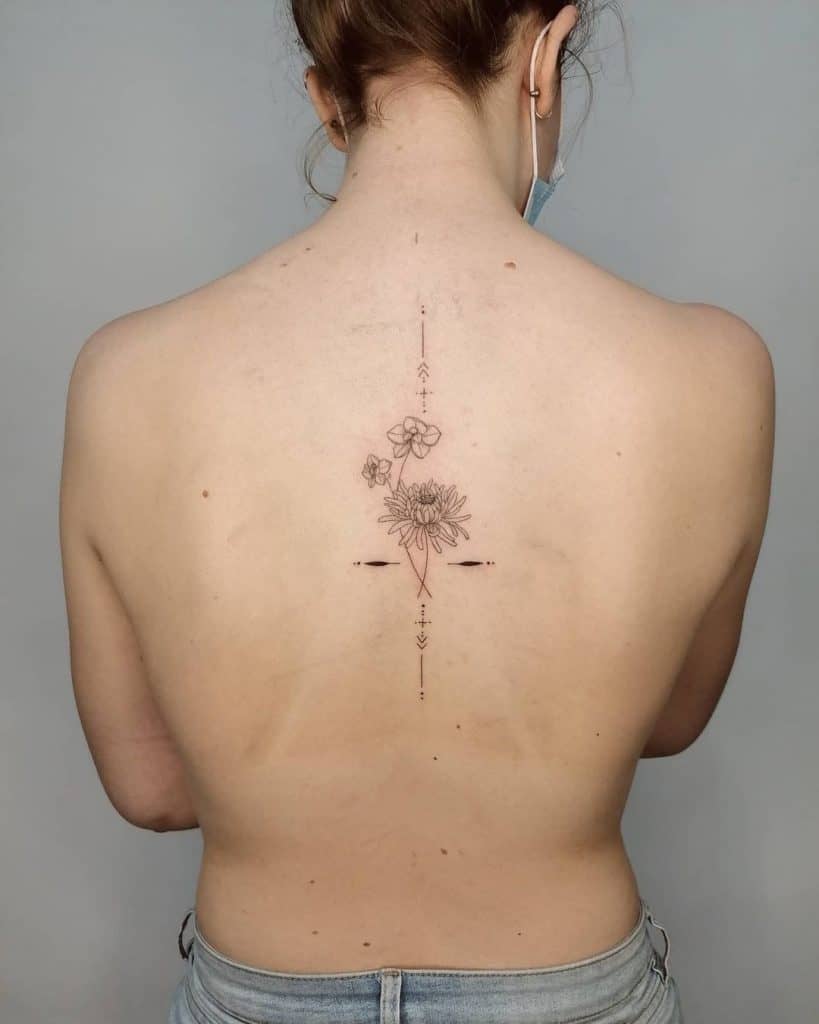 Top 30 Best Tattoo Ideas For Girls On Back In 2022 - Tattooed Martha
