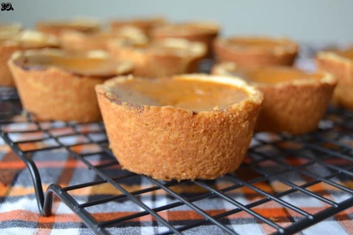 MINI PUMPKIN PIES