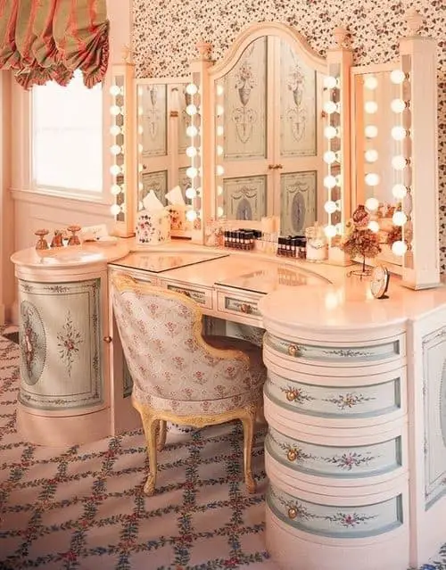 32 Best & Free DIY Makeup Vanity Table Ideas 18 17. Romantic And Vintage Victorian Inspired Vanity Table