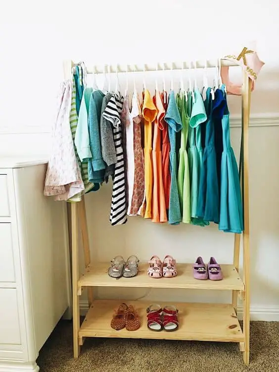 18. Wood Inspired Colorful Clothing Rack For Kids