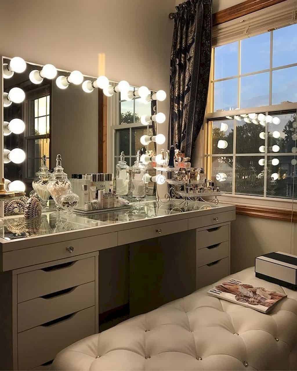 32 Best & Free DIY Makeup Vanity Table Ideas 5 And Feminine Vanity Table With