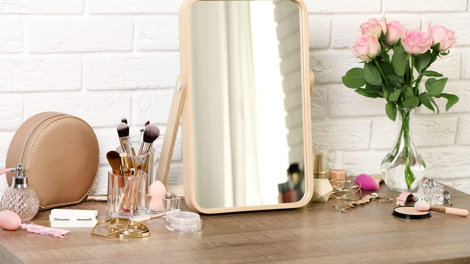 32 Best Free Diy Makeup Vanity Table Ideas Tattooed Martha