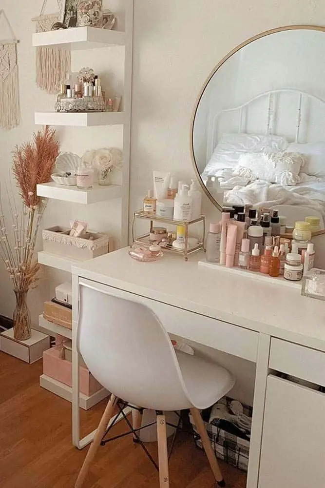 Rose Pink Vanity Table 