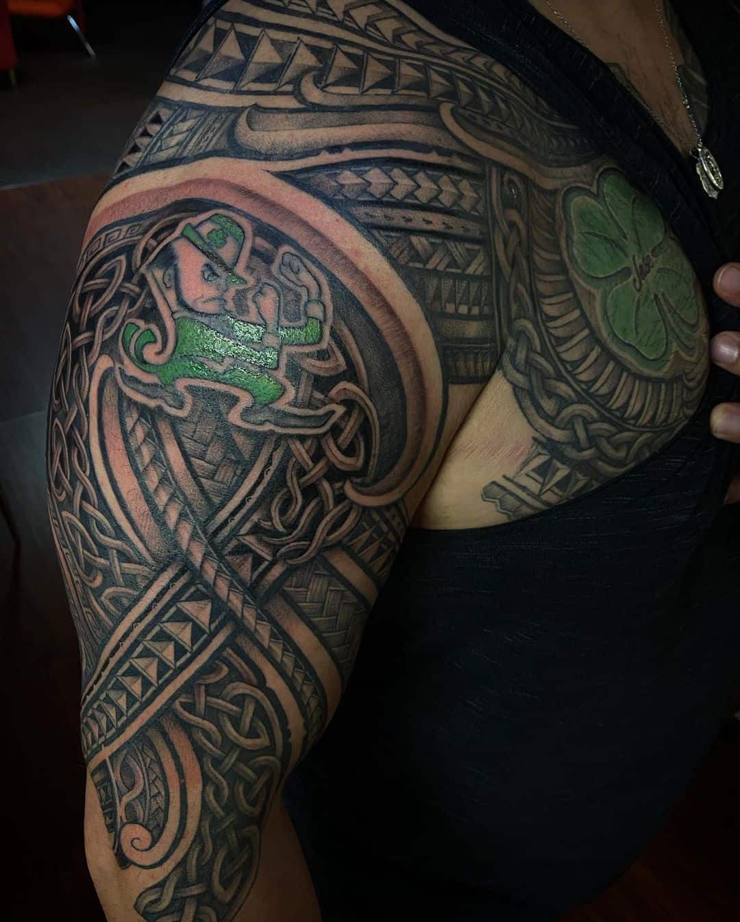 Traditional Celtic Tattoos Scottish Celtic Tattoos Green Ink