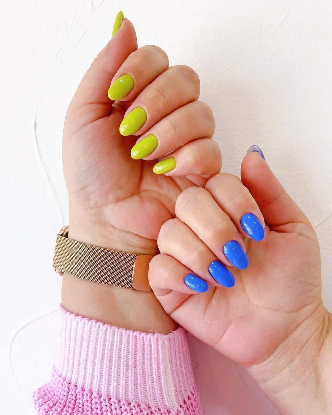 Green & Blue Two Colored Nail Designs 