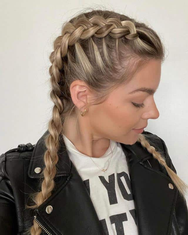 60+ Stylish Pigtail Hairstyles To Adopt In 2022 (Make You Feel Young And Fresh) 11 Reversed French Braids 3