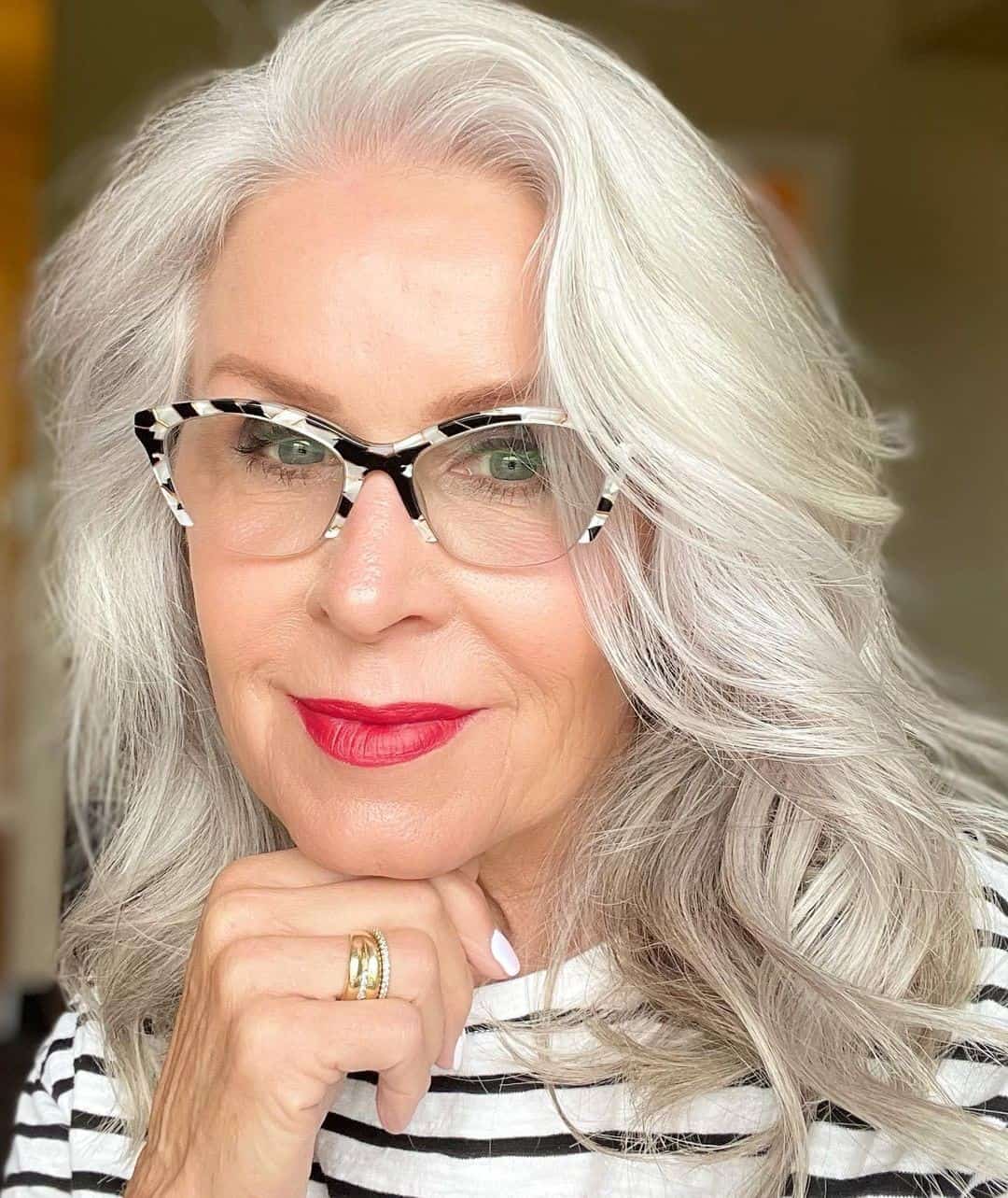 Voluminous Grey Hair For Mature Women 