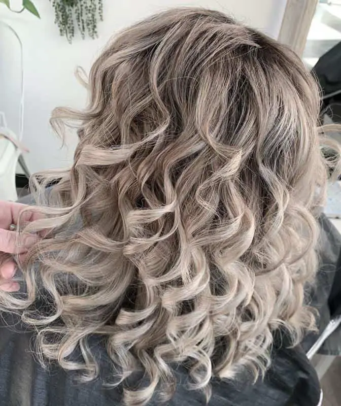 50+ Dark Roots with Blonde Hair Ideas (2023 Update) 10 A Diffused Dark Root 1