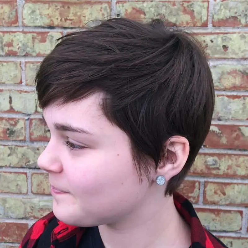 20+ Short Haircuts Ideas for Girls (Young, Pre-teen And Teenage) 21 A pixie for teenage girls 2