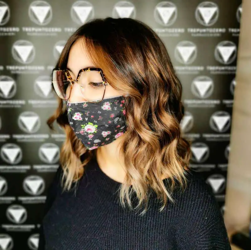 50+ Delicious Caramel Highlights on Brown Hair: Trendy Ideas For A Hair Makeover 51 Caramel Highlights and Tousled Waves 2