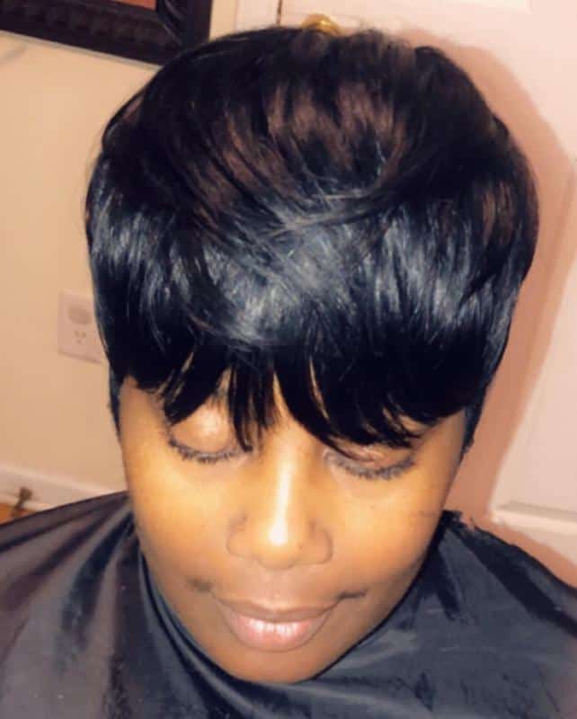 40+ Mushroom Haircut Styles (For Both Men And Women) 13 Choppy Mushroom Haircut 1