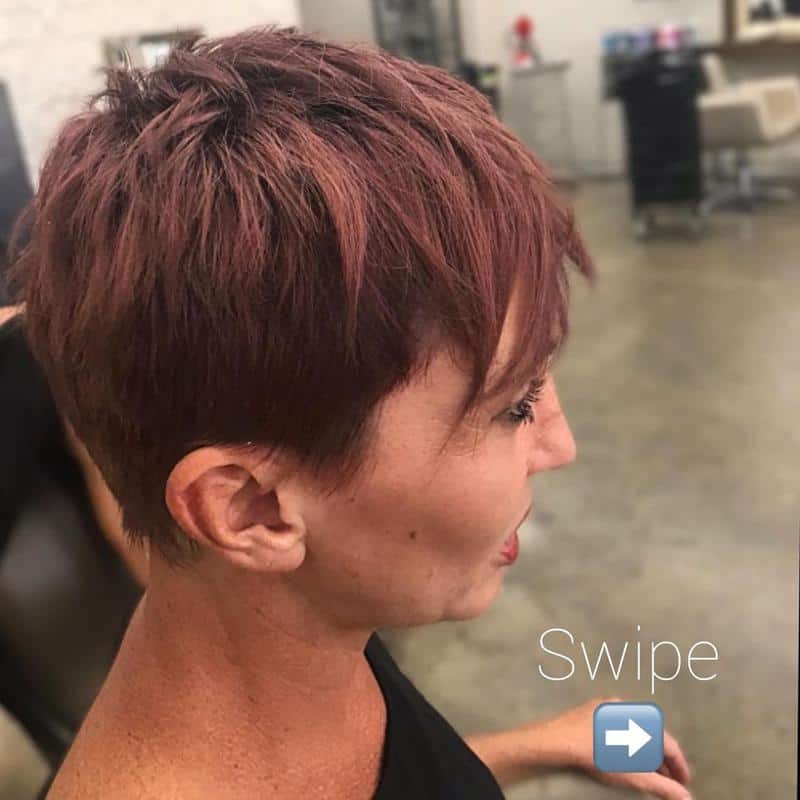 40+ Mushroom Haircut Styles (For Both Men And Women) 14 Choppy Mushroom Haircut 2
