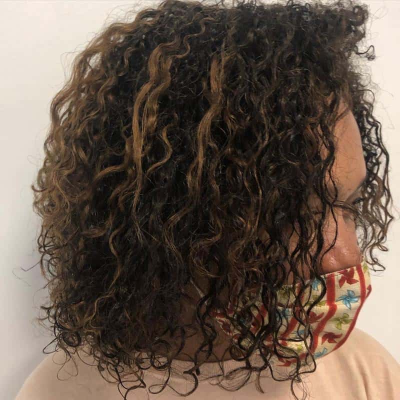 Curly Caramel Highlights 1