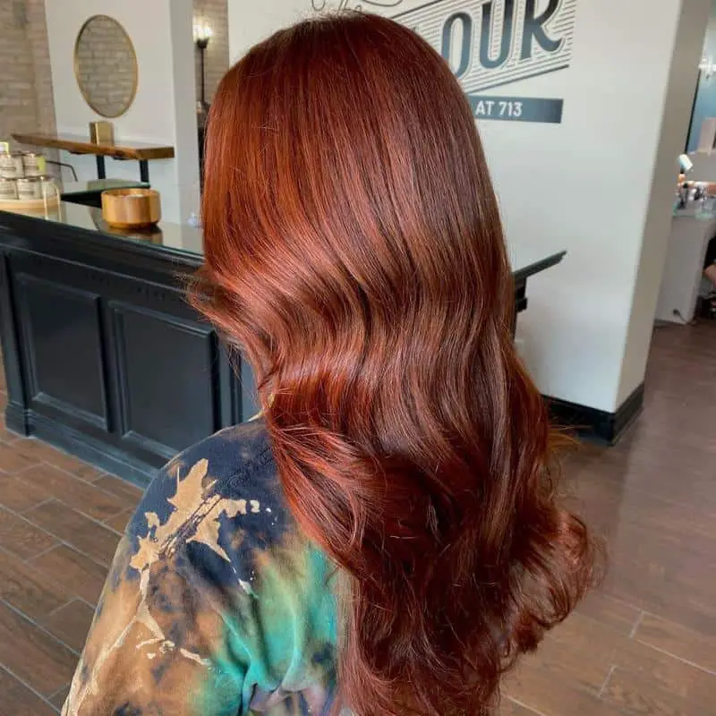 70+ Bold Dark Red Hair Styles: Latest Trends To Rock In 2022 9 Dark Auburn Style 2