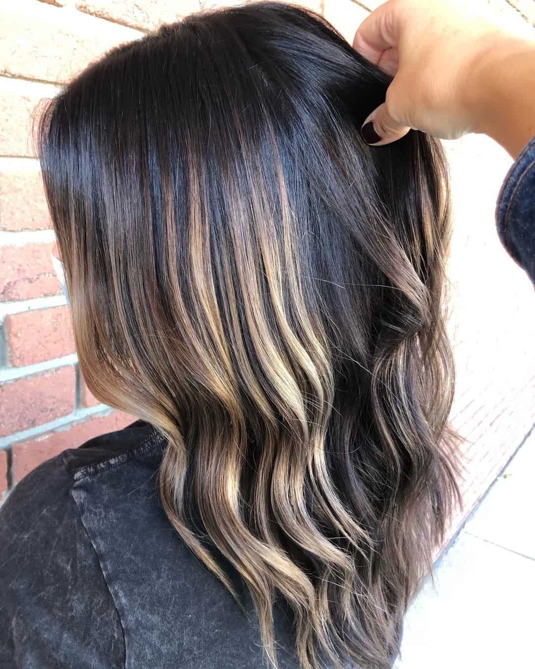 Elegant & Wavy Look Balayage For Dark Hair