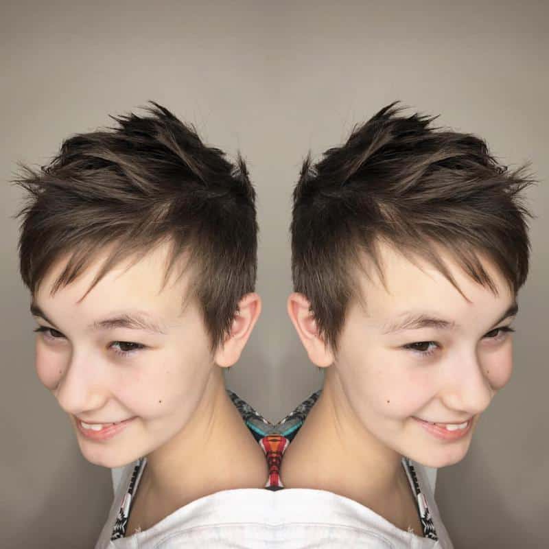 20+ Short Haircuts Ideas for Girls (Young, Pre-teen And Teenage) 22 Jagged cropped hairstyle for teenage girls