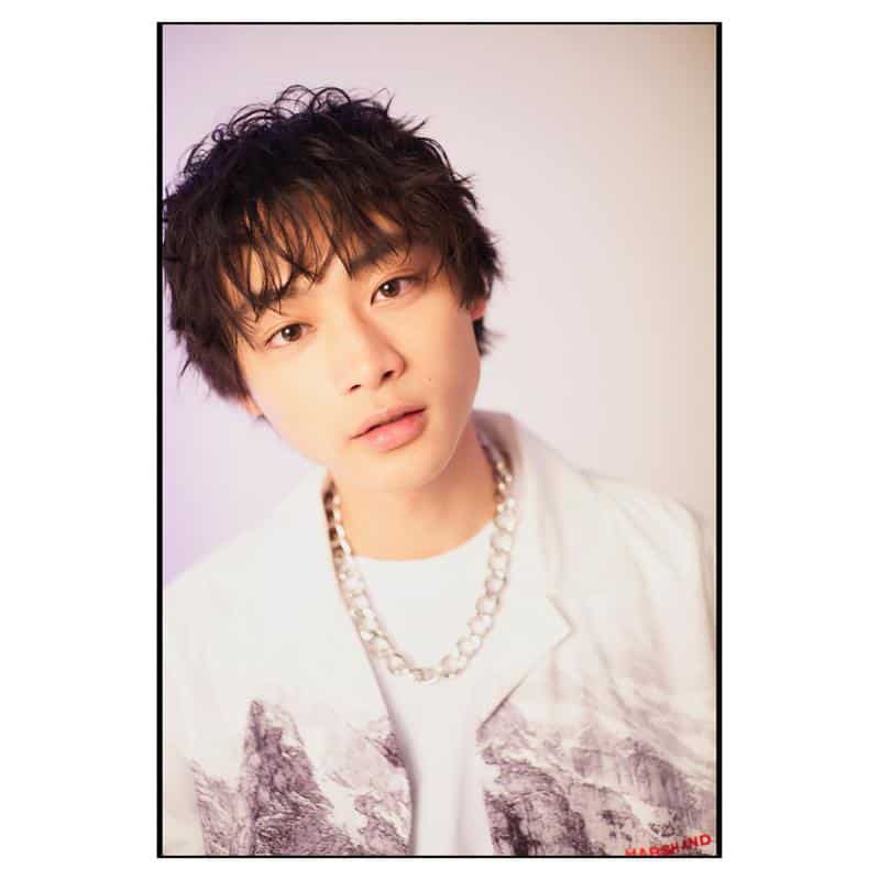 Korean Hairstyle Lookbook: 20 Inspirational Styles For Both Men And Women 22 Korean Messy and Simple