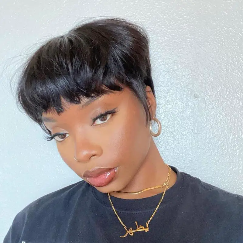 40+ Mushroom Haircut Styles (For Both Men And Women) 10 Mushroom Haircut With Bangs 1