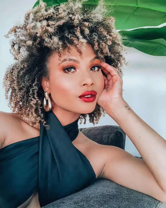 50+ Dark Roots with Blonde Hair Ideas (2023 Update) 18 Ombre Curls 1