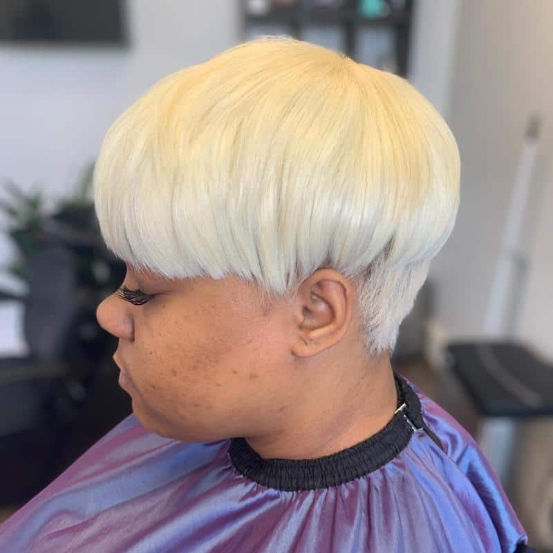 40+ Mushroom Haircut Styles (For Both Men And Women) 29 Pixie-like Mushroom 2