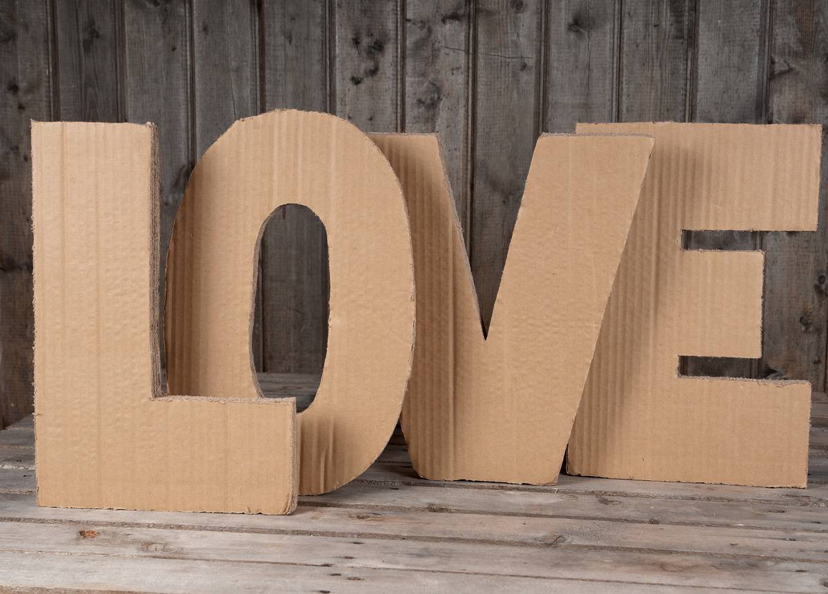 SIX UNIQUE THINGS TO DO WITH CARDBOARD LETTERS