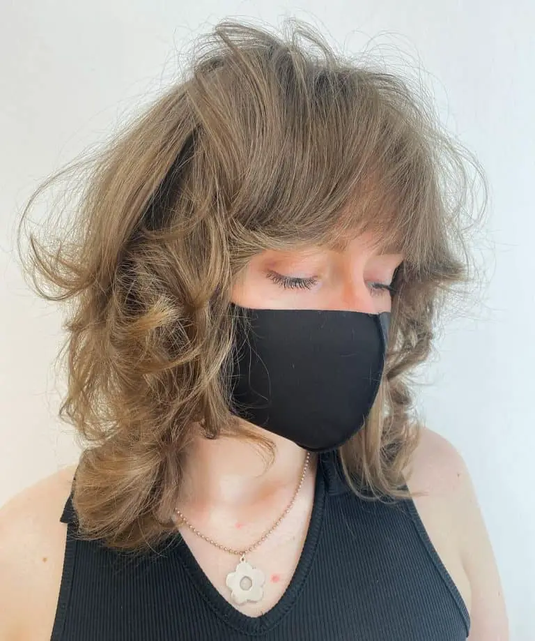 wolf cut female blonde