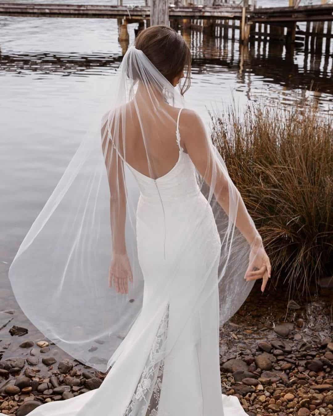 Simple Wedding Hairstyle With Veil