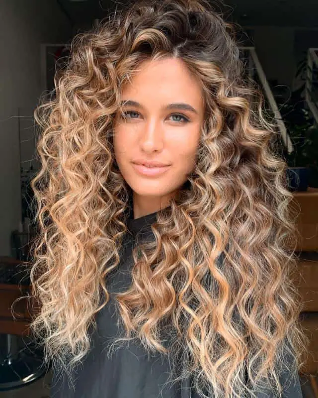 50+ Dark Roots with Blonde Hair Ideas (2023 Update) 8 Soft Brown Roots and Sandy Hair 1