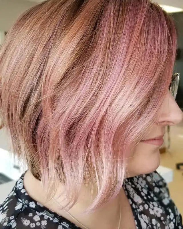 Red Highlights on Brown Hair: 40+ Most Trendy Ideas to Try Out 14 Strawberry Peach Highlights 3