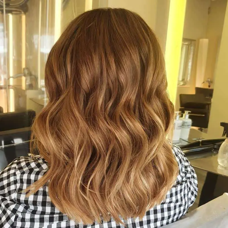 50+ Delicious Caramel Highlights on Brown Hair: Trendy Ideas For A Hair Makeover 35 Sunset Caramel Highlights 2