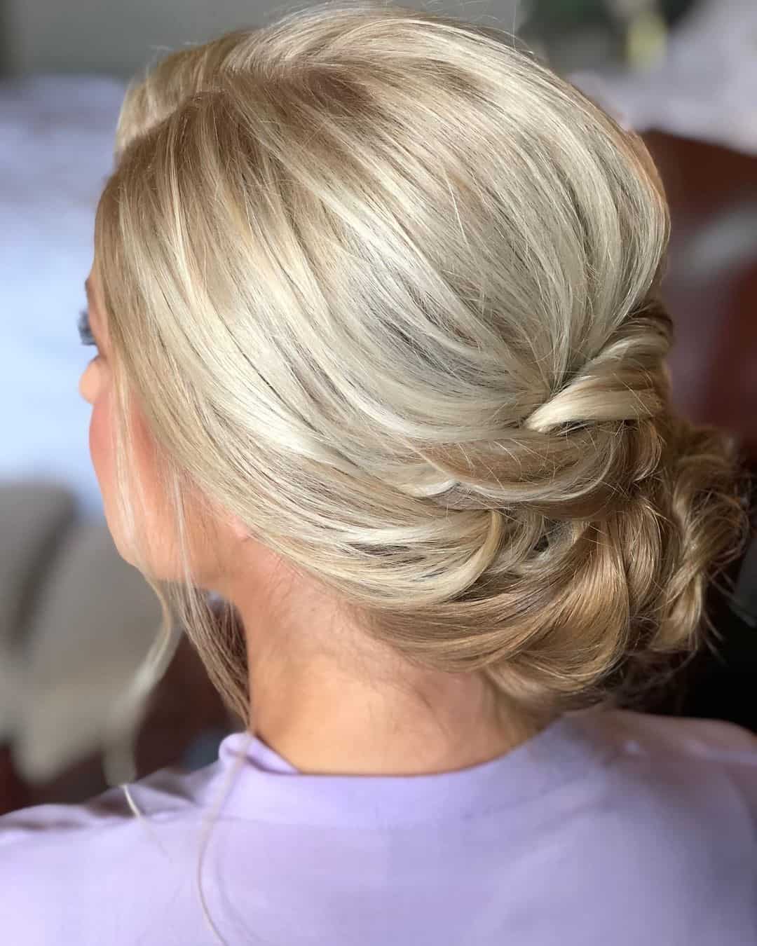 Updos For Short Hair Gorgeous Bun