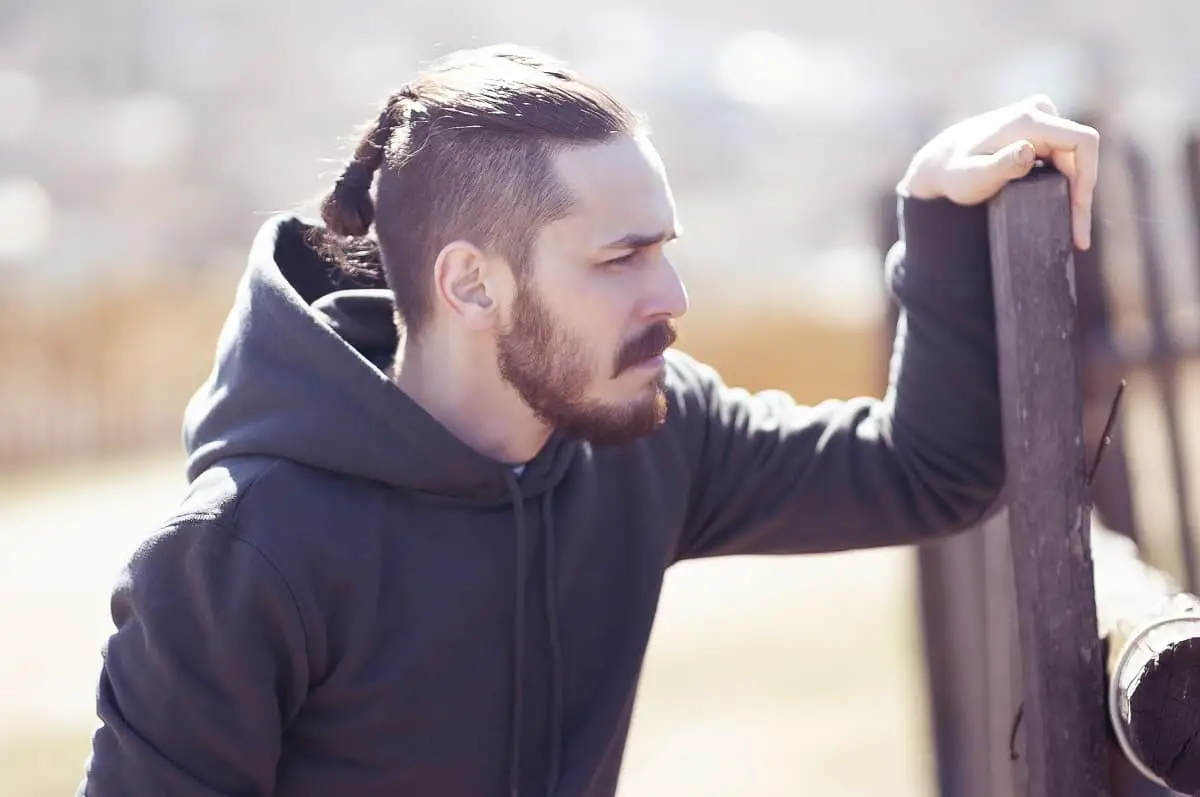 Viking hairstyle men