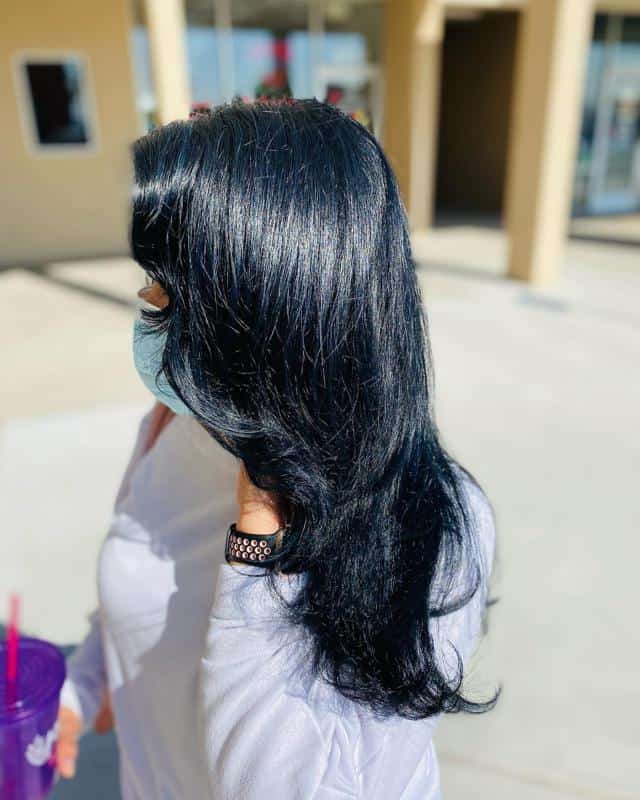 Hair Color Chart: Matching Hair Colors to Your Skin Tone (2023 Update) 38 Blue Black