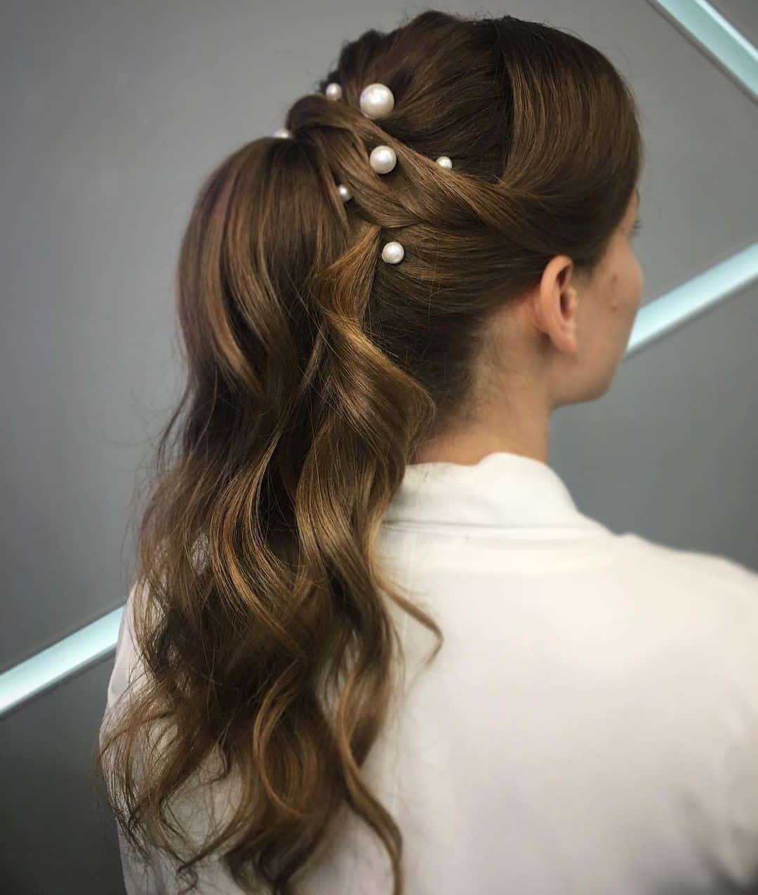 Bridal Look For Round Face Ponytail Design With Pearls 