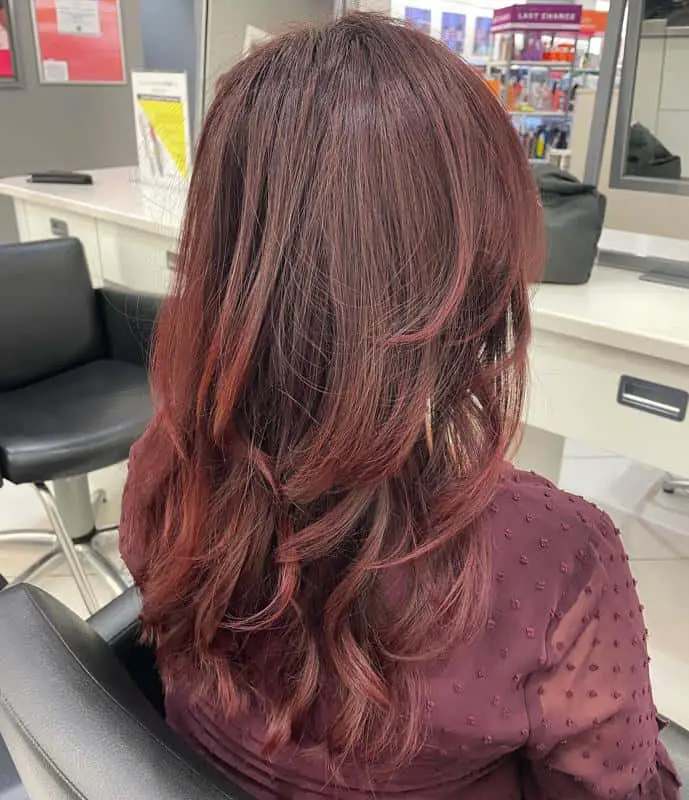 30+ Best Haircuts for Tall Skinny Girls (2023 Update) 16 Cascading Layers for Tall Skinny Girl