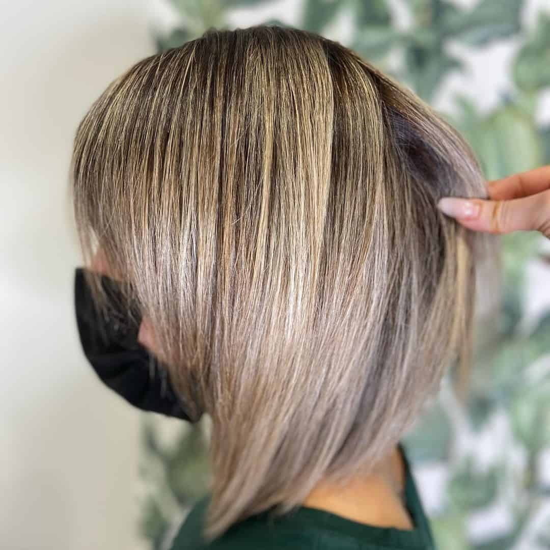 Top 40 Gorgeous Colored Bob Hairstyles (2023 Update) 9 Color Short Bob Hairstyle Blonde Look