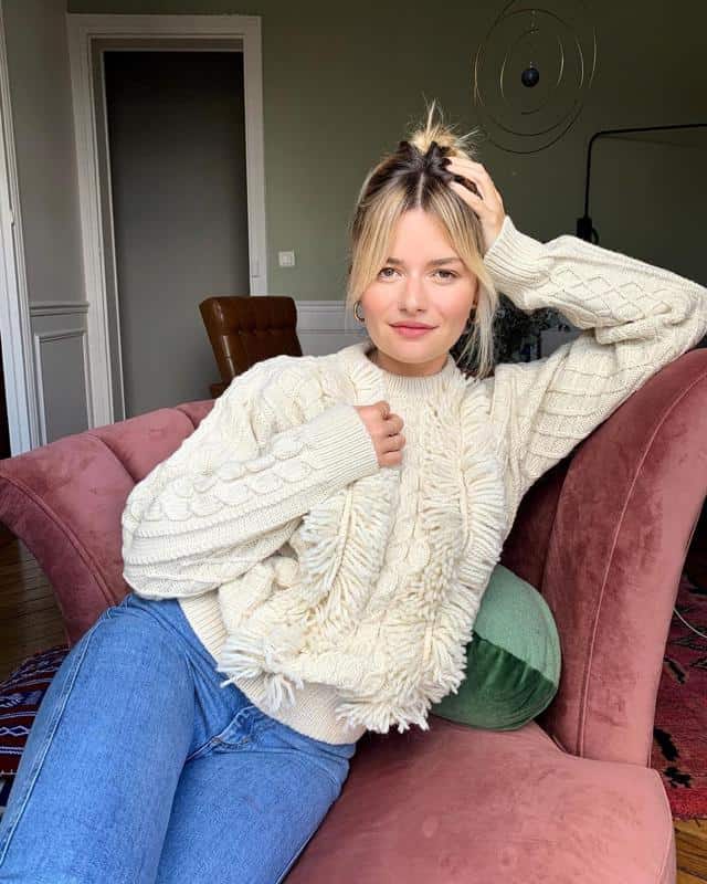 30+ Best Haircuts for Tall Skinny Girls (2023 Update) 11 Curtain Bangs for Tall Skinny Girl