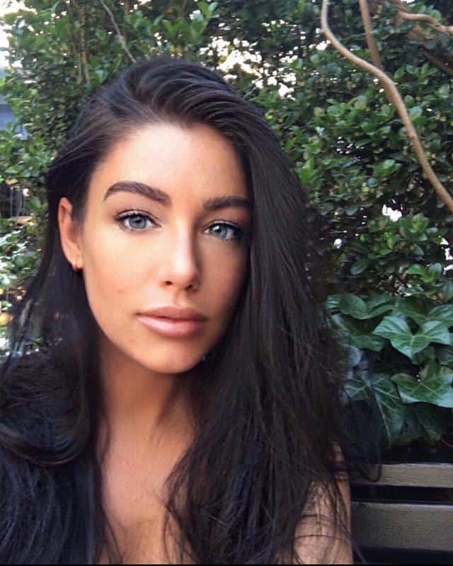 Hair Color Chart: Matching Hair Colors to Your Skin Tone (2023 Update) 35 Dark Chocolate Brown Hair