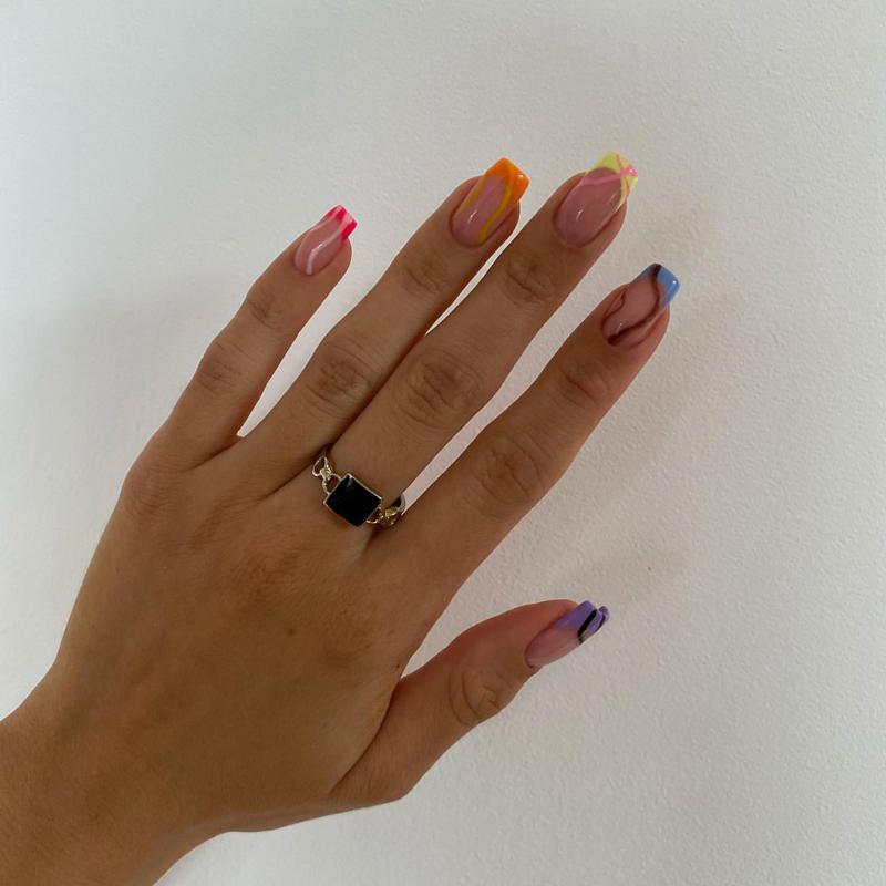 60 Elegant French Tip Nail For A Super Trendy Manicure (2023 Update) 2 French Nail Tip Designs for the Summer 1
