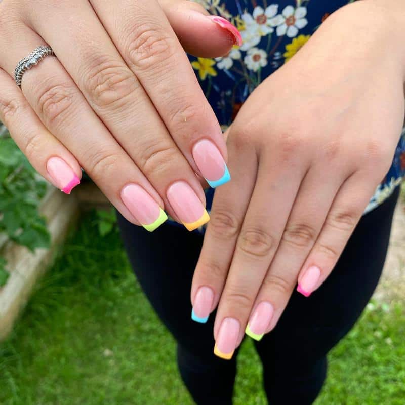 French Nail Tip Designs for the Summer 4