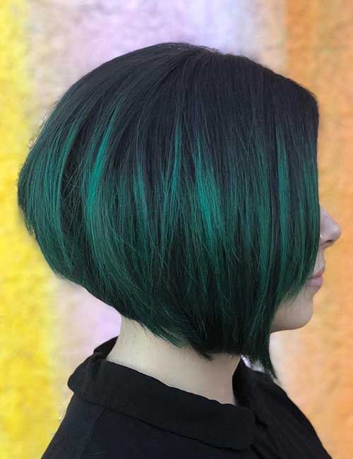 Green A-Line Bob Hairstyle 2