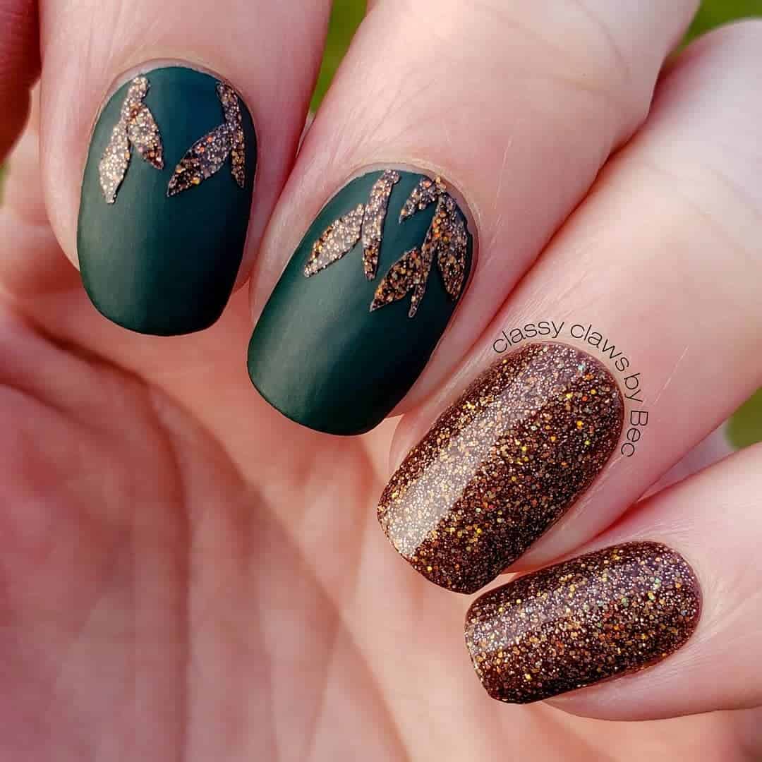 Green Matte Nails With Glitter 