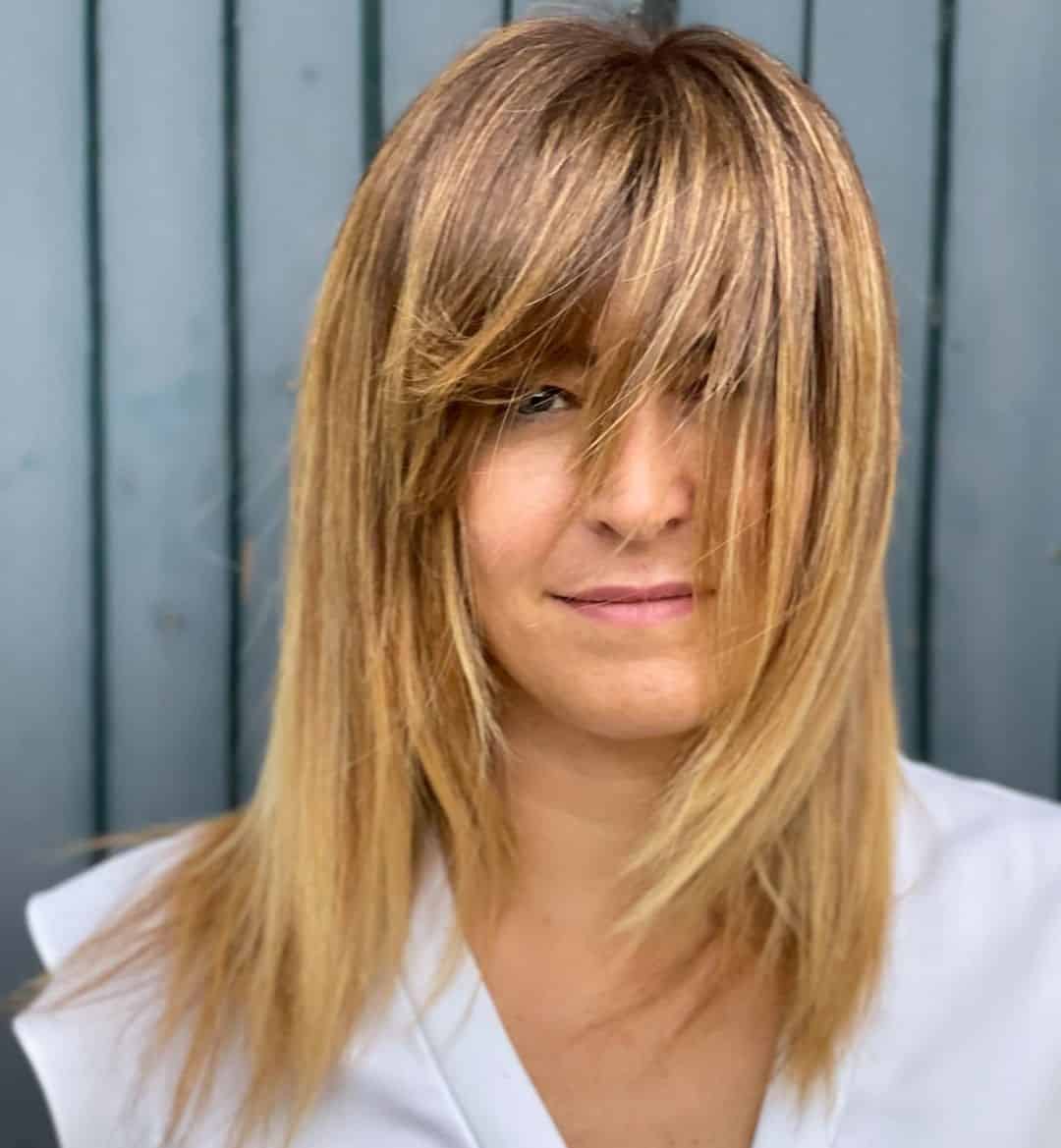 Top 32 Unique Fringe Hairdos for Women: Different Hair Length And Colors (2023 Update) 18 Growing Out Fringe Hair