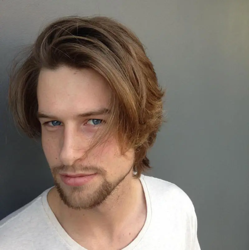 50+ Incredible Good Hairstyles for Those With Big Ears (2023 Update) 54 Grown Out Layers For Those With Big Ears