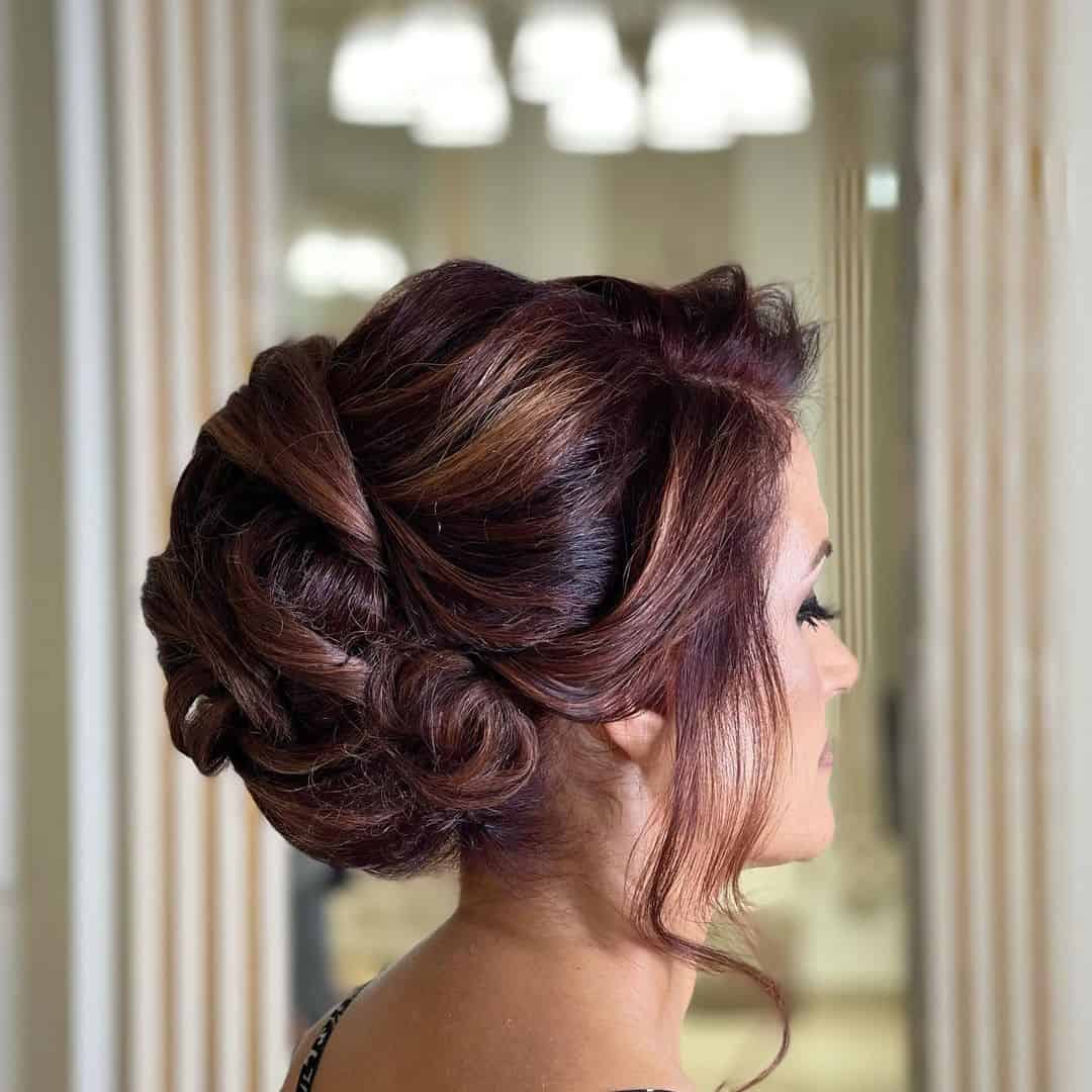 Hair With Highlights Wedding Look For Round Face