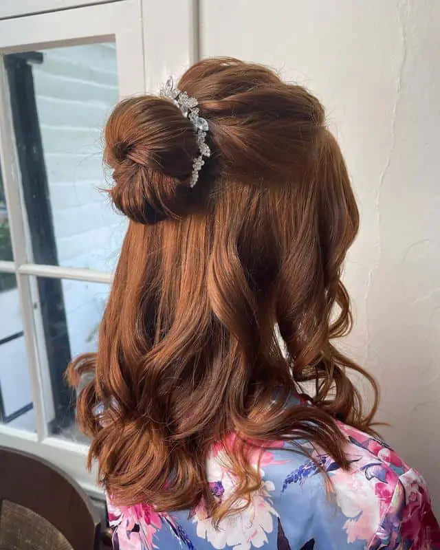 60 Half-Up Half-Down Hairstyles You’ll Fall in Love with (2023 Update) 21 Half-Up Bun Hairstyles 5